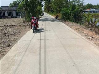 Đất thổ cư mặt tiền đường dẫn 6m xe tải 6tấn view kênh lớn thích hợp nhà vườn mua đầu tư ok