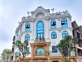 Hàng vip luxury biệt thự liền kề lô góc 6 tầng thang máy, vỉa hè đường 25m , s 110m2 mt 18m