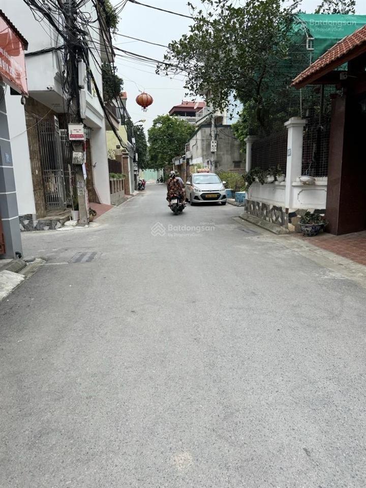 Bán đất đức giang  rẻ nhất khu vực  70m2 ngõ thông  xe container tránh  gần vinhomes cổ loa