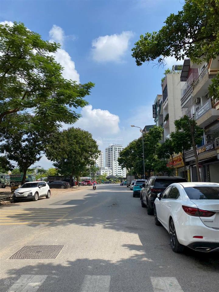 Một căn duy nhất  nhà mặt phố giá trong ngõ  138m2  vỉa hè ô tô tránh  kinh doanh đỉnh