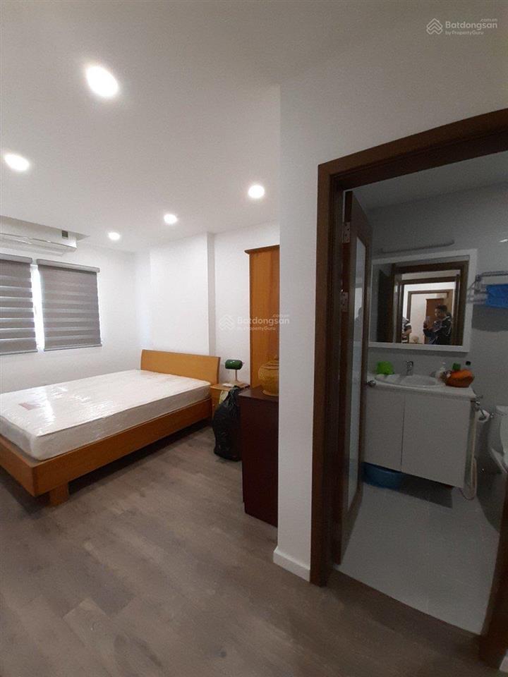 Mình cần cho thuê căn hộ 2pn green stars  nhà mới đẹp .giá chỉ 10,5tr , nhận nhà ở ngay