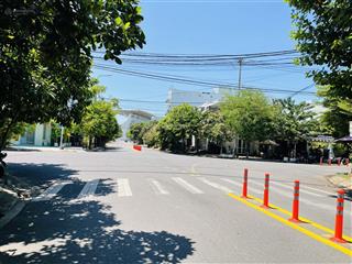 Chủ gởi bán đất đường 10,5m thanh hóa  hòa xuân  hướng đông bắc , vị trí đẹp, kinh doanh tốt