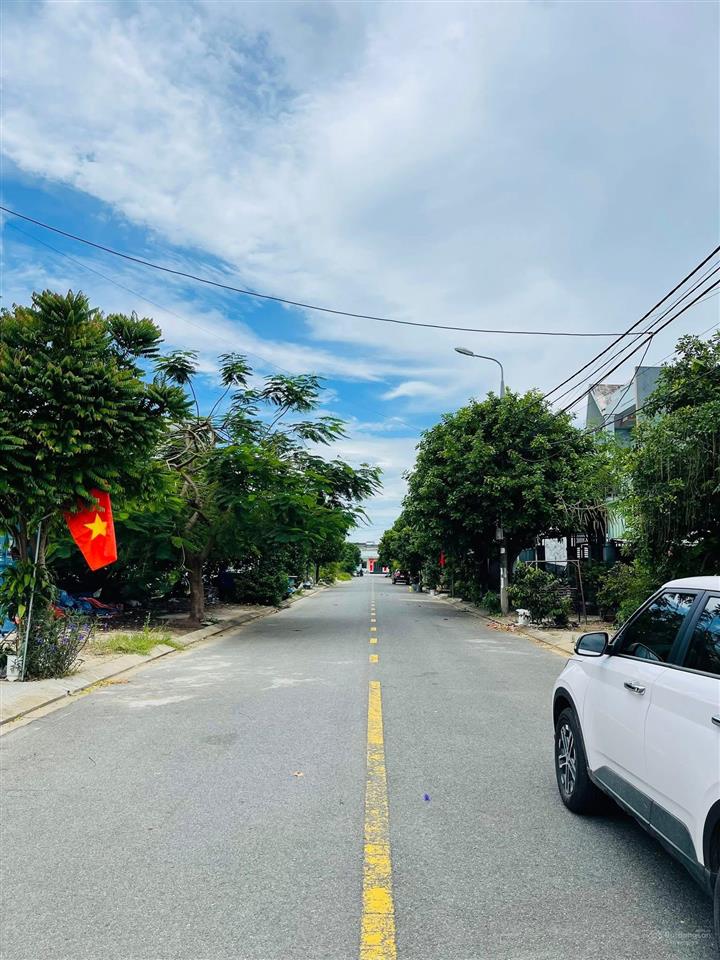 Chính chủ bán đất đường 7,5m phan khôi  hòa xuân  đà nẵng , hướng tây,sạch đẹp, giá tốt nhất