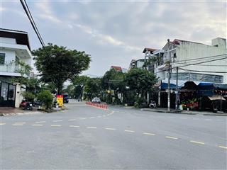 Chính chủ gởi bán lô góc ngã 4 đường 10,5m trần văn trà  mẹ thứ  hòa xuân  hướng đông , đông bắc