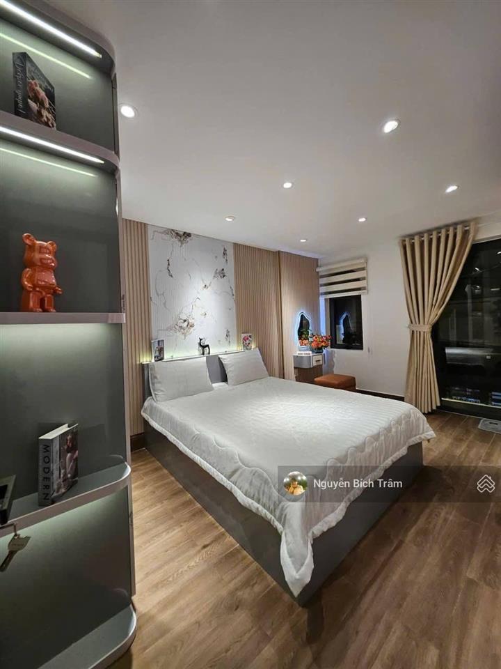 Hxh quận 3  gần nhà thờ vườn xoài lê văn sỹ  kc 3tầng 4pn 45m2  khu vip  chào hơn 8 đồng