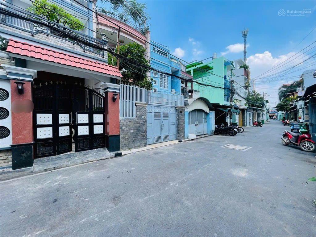 Bán nhà mặt tiền nhánh thoại ngọc hầu 4 tầng, 5x27m 135m2. giá 13.5 tỷ.