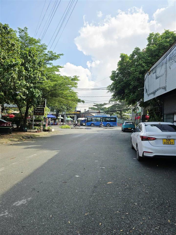 Nhà mới xây dựng,lã xuân oai, long bình, 6,1 tỷ, 50m2, đường 7m shr