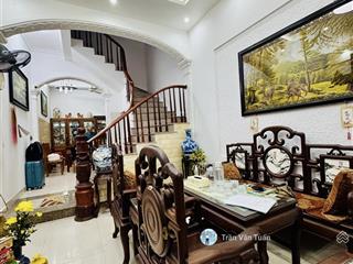 Chính chủ bán gấp nhà trần cung 56m2 4t, mt 4m, 2 mặt thoáng, gần công viên, ngõ thông, giá 10.3 tỷ