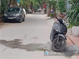 Chính chủ cho thuê nhà c4 ở khu b đại học mỏ địa chất cạnh học viện cảnh sát, 45m , 2pn giá 5.3tr