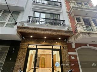 Chính chủ bán nhà phân lô nghĩa đô  cg, 5 tầng 40m2 mt 4.7m vỉa hè oto tránh, 2 thoáng, giá 15 tỷ