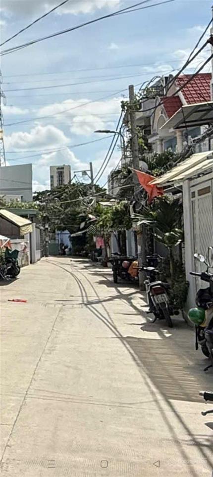 Hết khả năng trả lãi bán nhà 4 tầng hxh, để xe hơi trong nhà, ngã 4 phú thuận, quận 7.