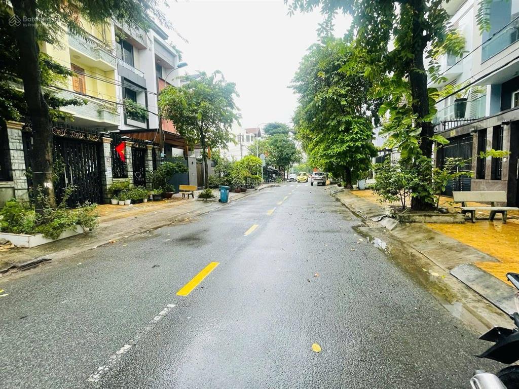 Chính chủ bán nhà 4 tầng mặt tiền đường số kdc ciq4  chợ lớn, phường tân mỹ, quận 7