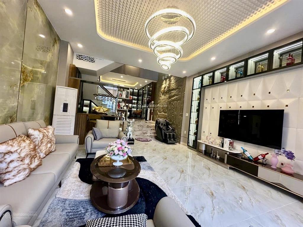 Đẹp nhất hòa xuân, cạnh dự án spana tower  nhỉnh 10 tỷ  biệt thự mini hồ cá koi new 2026  đầy đủ