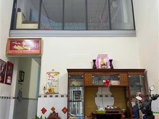 Bán nhà sổ hồng riêng 4,5m x 11m gác lững 2/nguyễn thị sáu,thới tam thôn,hóc môn ,gần chợ tới tứ
