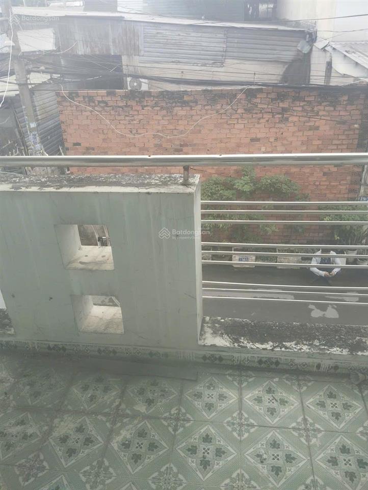 Bán nhà cũ sổ hồng riêng 1 trệt 1 lầu mặt tiền đường nhựa tân xuân 7, trung mỹ tân xuân, hóc môn