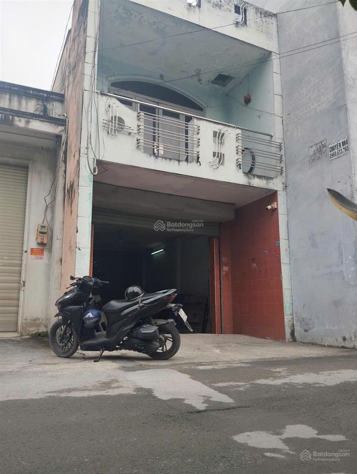 Bán nhà cũ sổ hồng riêng 1 trệt 1 lầu mặt tiền đường nhựa tân xuân 7, trung mỹ tân xuân, hóc môn