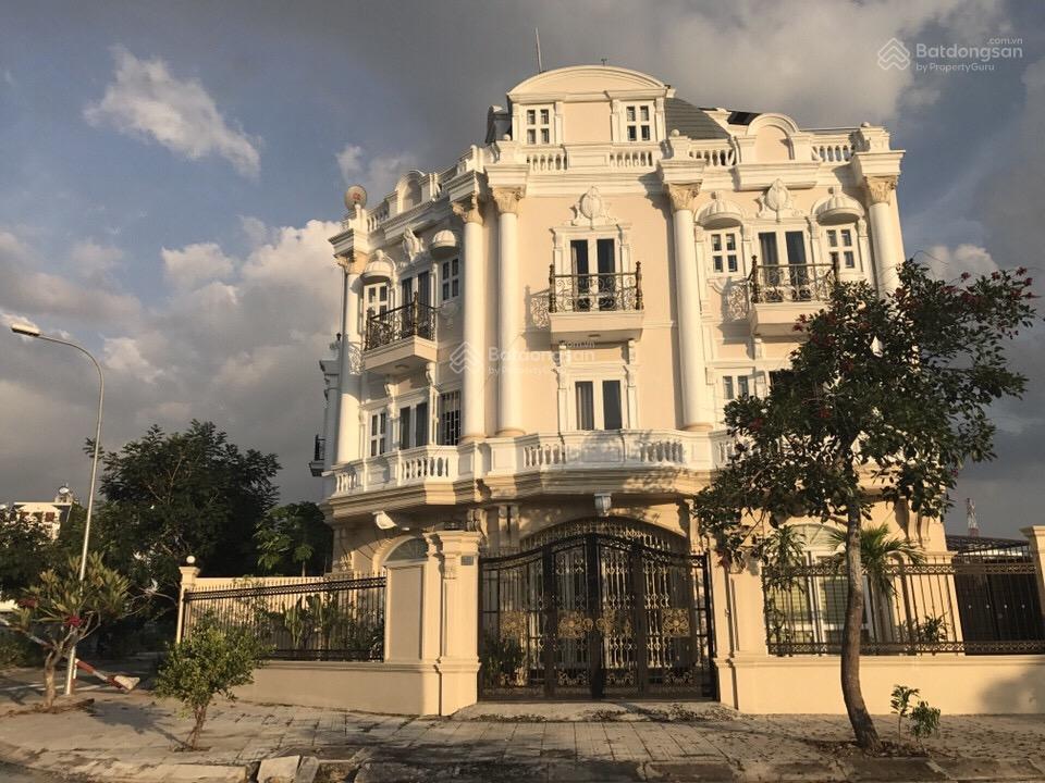 Bán nền đất kdc ninh giang cát lái, dt 85m2, đất đã có sẵn móng cọc 200tr giá 6.3 tỷ