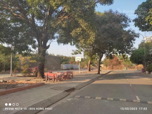 Bán nền đất kdc ninh giang cát lái, dt 85m2, đất đã có sẵn móng cọc 200tr giá 6.3 tỷ