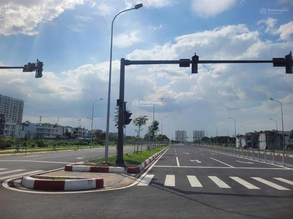 Bán giá sỉ 20 lô chủ đầu tư khu tái định cư dương thị giang, q12. đón đầu ga metro số 2, sổ đỏ sẵn