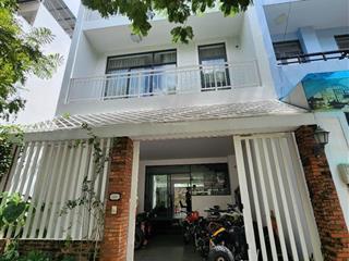 Bán gấp nhà 3 lầu đường đinh phong phú, phước long b, quận 9. sổ hồng riêng, đường 6m thông thoáng