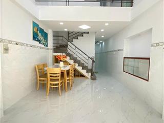Nhà ngợp đường nguyễn hữu cầu, tân định, quận 1. duy nhất 1 căn cho thuê 15tr/thang. dt50m2, hxh