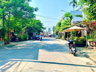 Đất vàng ngay ủy ban nam phước gần chợ, trường học 100m2 đường 5m giá nhỉnh 700 tr sẵn sổ