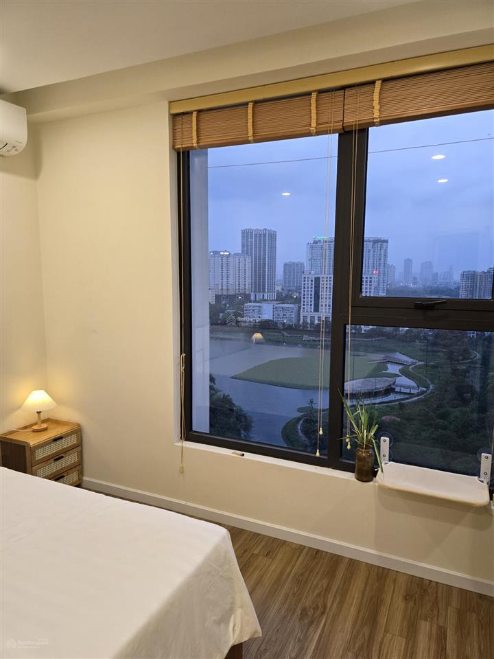 Cho thuê căn hộ 2 và 3 ngủ tại trinity tower  giá 13tr/tháng  0971 516 ***