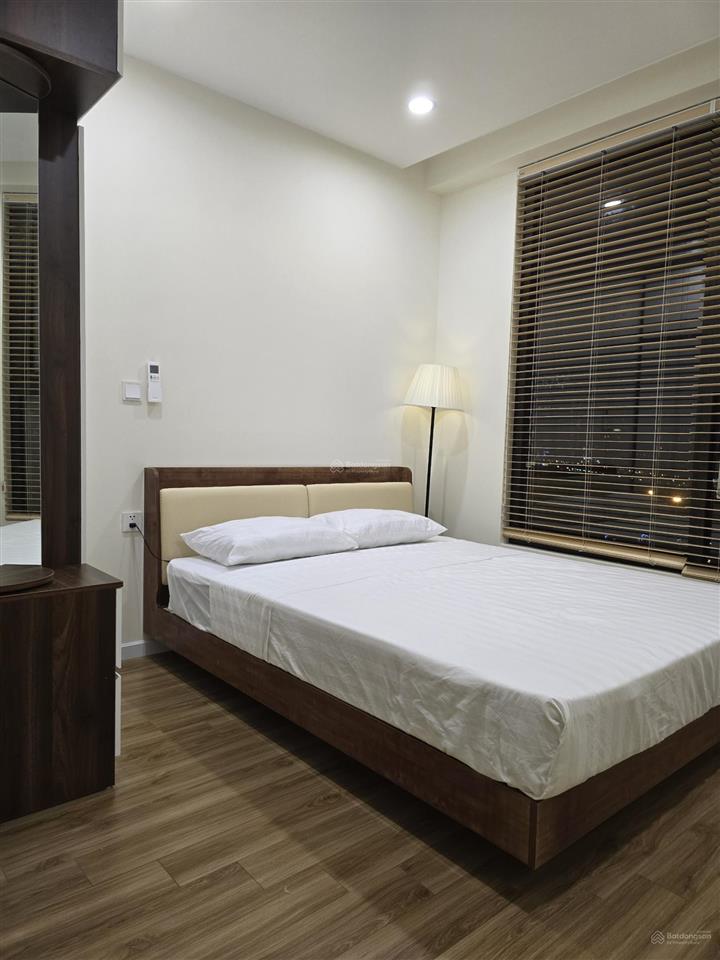 Cho thuê căn hộ 2 và 3 ngủ tại trinity tower  giá 13tr/tháng  0971 516 ***