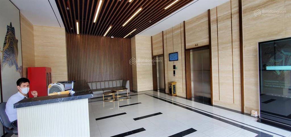 Cần bán sàn văn phòng  office vinhomes west point  phạm hùng diện tích 268m², lô góc full sáng