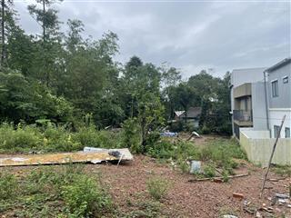 100m2 đất kiệt vũ ngọc phan, cách đường chính khoảng 30m mà chỉ tỷ 250 triệu thôi ạ!.