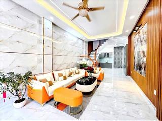 Nhà ngộp giảm sâu 200tr chỉ còn 2.75 tỷ, ngay aeon mall, p. tân quý, tân phú, sổ sẵn, dân cư đông