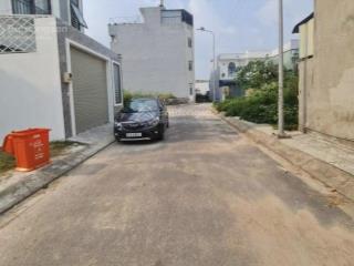 Cần bán lô đất dt 70m2, giá 1.95 tỷ, ngay cc stown thủ đức, mt ngô chí quốc, bình chiểu, sổ sẵn