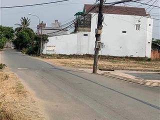 Bán lô đất đầu tư ngay vành đai 3 đang làm, giá chỉ 1 tỷ 650, sổ sẵn,long phước,quận 9,gần vinhomes