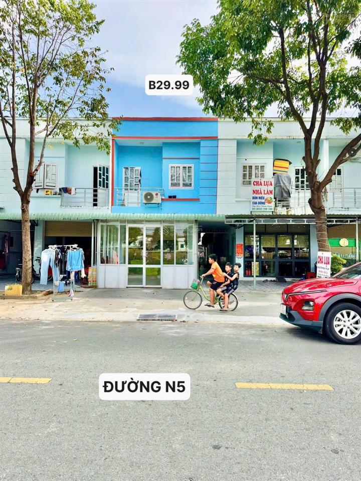 Bán gấp dãy trọ sát kcn bàu bàng, 150m2, sổ sẵn, có sẵn nguồn thu nhập, sát chợ bàu bàng