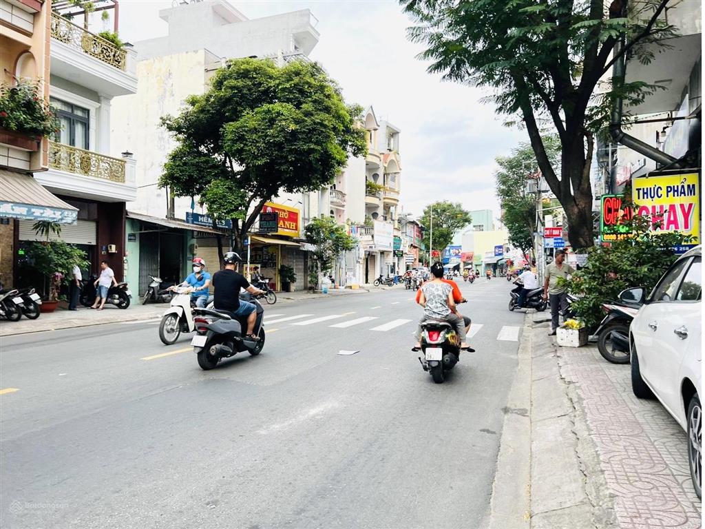 Mặt tiền kinh doanh độc lập, 82m  4 tầng  giá 11.x tỷ