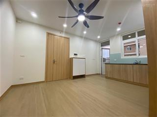 Cho thuê căn hộ chung cư tòa ct2 xuân la 100m2, 4pn, căn góc, đủ đồ cạnh toà 6th element 14tr/tháng