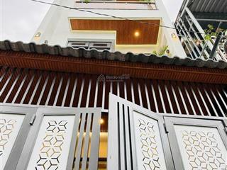 Hot! bán gấp nhà lò siêu, quận 11 giá 1tỷ950tr. nhà mới đẹp, dt 52m2  4pn. gần thcs hậu giang
