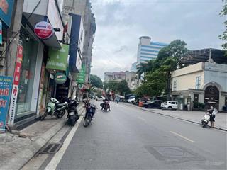 Bán nhà mặt phố thái thịnh, giá ưu đãi 21 tỷ, 42 m2, 6pn, 4wc, vỉa hè, inh doanh đa ngành nghề