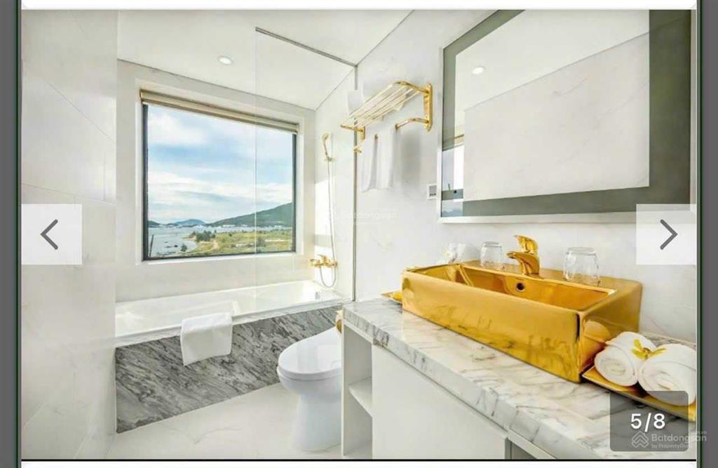 Cho thuê căn hộ golden bay, 2 phòng ngủ, full nội thất cao cấp 5 sao, view biển,  0905 840 ***