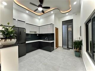 Bán nhà dương văn nga , f2 , tân bình , 39m2 , 4x9,75 , 1t1l + 2pn , hẻm oto , kinh doanh tốt