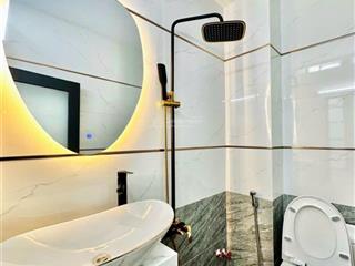 Bán nhà nguyễn đình chiểu , f5 , q3 , 33m2 , 1t2l , 3pn + 4wc , hẻm oto , cho thuê tháng 12tr ,