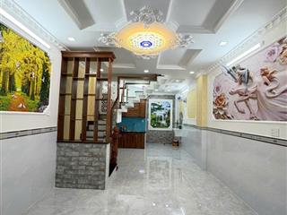 Nhà mới về ở liền, 4x12m, đúc 2 tầng, giáp tân phú. giá 4.3 tỷ còn bớt