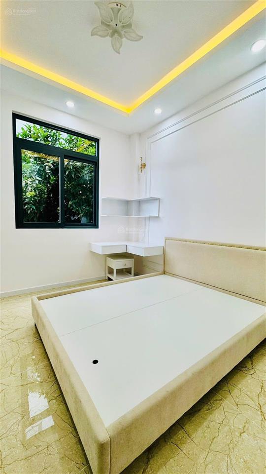 Bán nhà mặt phố đ. mê linh, 13,6 tỷ, 136m2, 6pn + 7wc, đà lạt, lâm đồng