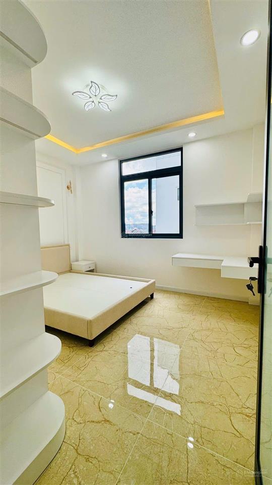 Bán nhà mặt phố đ. mê linh, 13,6 tỷ, 136m2, 6pn + 7wc, đà lạt, lâm đồng