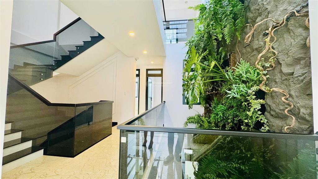 Bán nhà mặt phố đ. mê linh, 13,6 tỷ, 136m2, 6pn + 7wc, đà lạt, lâm đồng