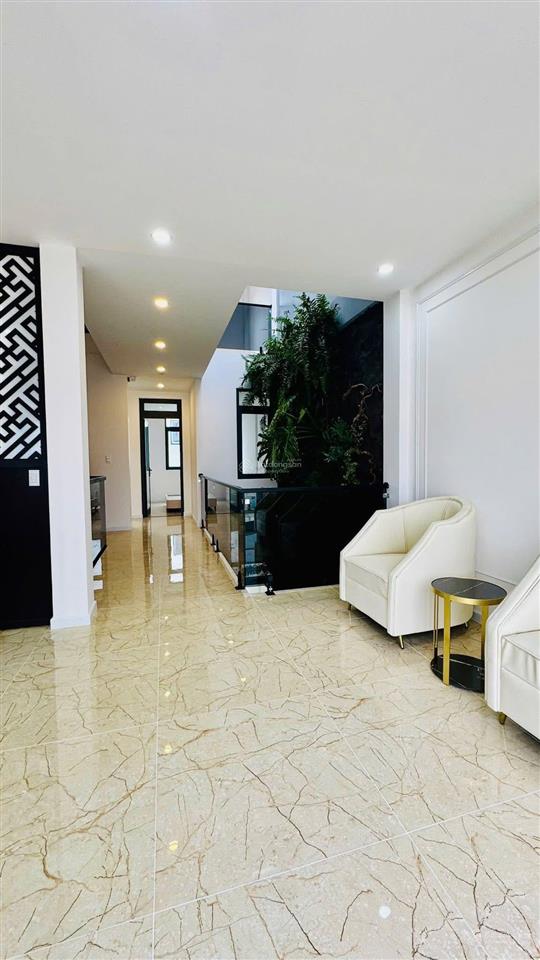 Bán nhà mặt phố đ. mê linh, 13,6 tỷ, 136m2, 6pn + 7wc, đà lạt, lâm đồng