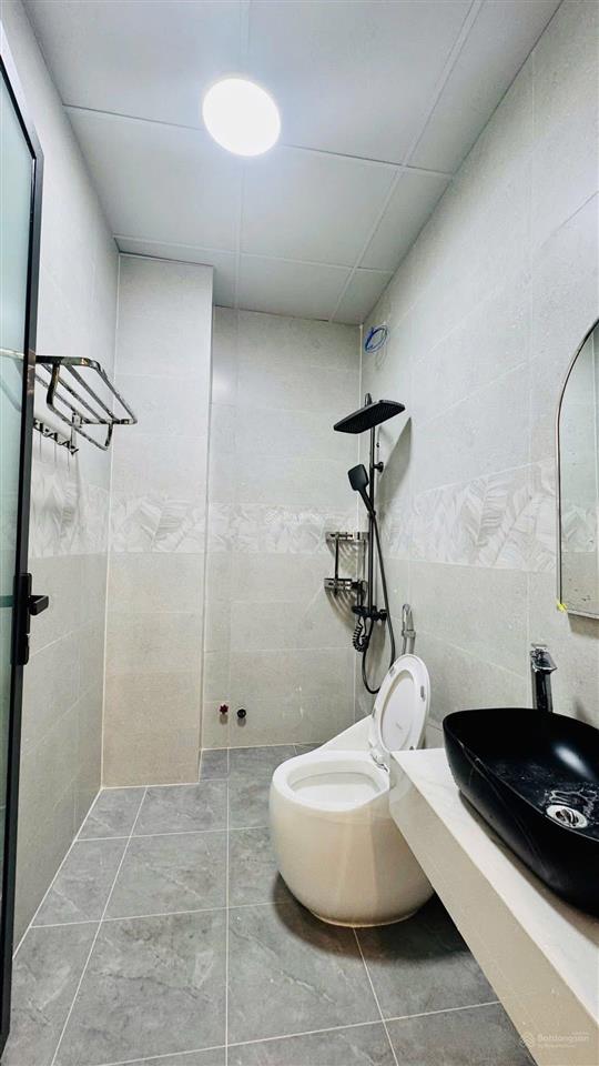 Bán nhà mặt phố đ. mê linh, 13,6 tỷ, 136m2, 6pn + 7wc, đà lạt, lâm đồng
