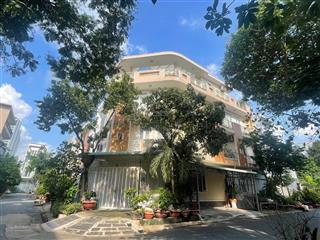 Cần bán nhàcăn góc 2 mặt tiền sadeco phước kiển
