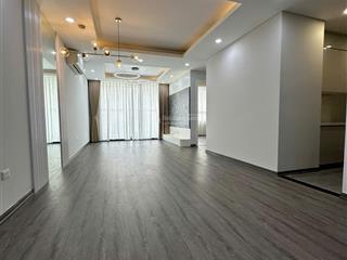 Hiếm căn góc 3 ngủ ban công đông nam view trọn starlake, hồ tây, full nội thất, sẵn sổ, slot xe