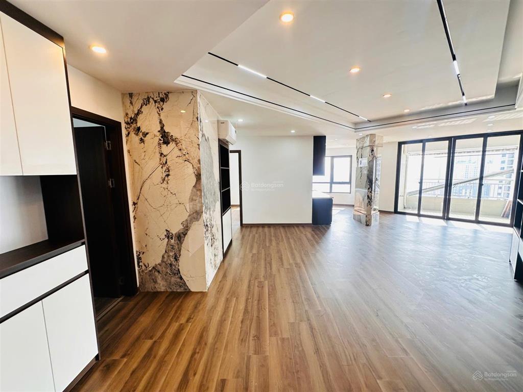 Căn góc siêu đẹp a2 nguyễn đức cảnh bước chân xuống hồ đền lừ không gian sống chuẩn đẳng